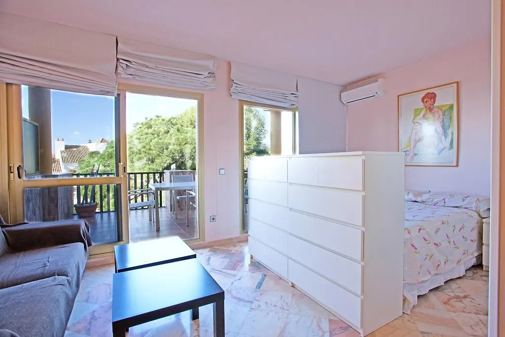 Romana Playa Studio Marbella